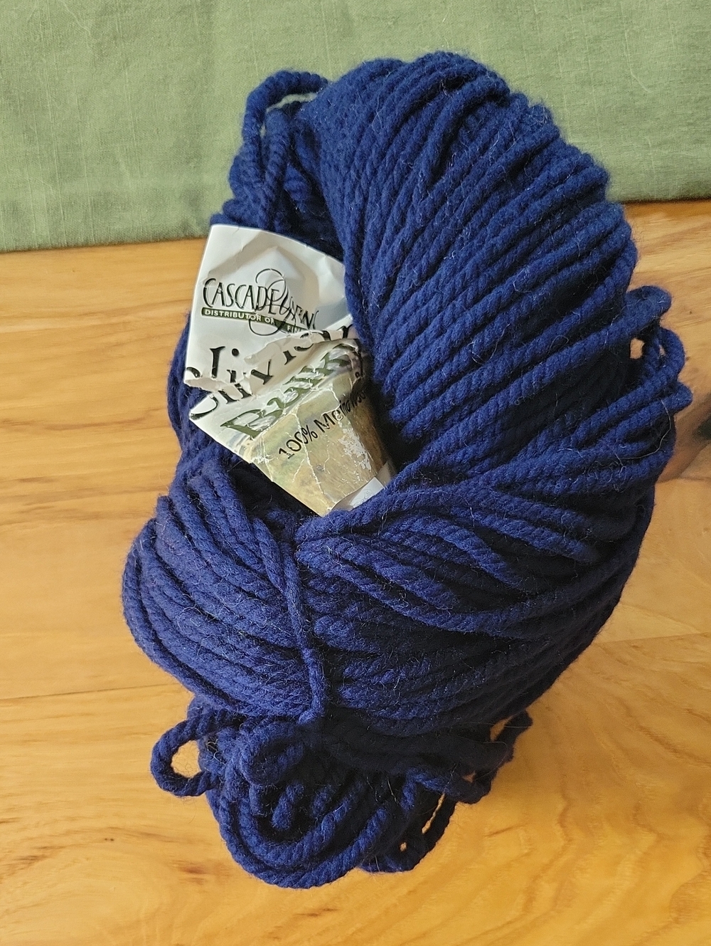 Cascade Yarns Boliviana Bulky 100% Merino Wool Navy Blue #05